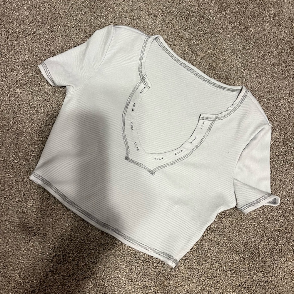 White Cropped Tee with Contrast Stitching